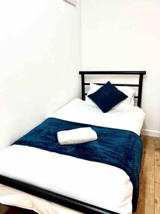 Apartament Trendy One Bedroom Flat In Londra